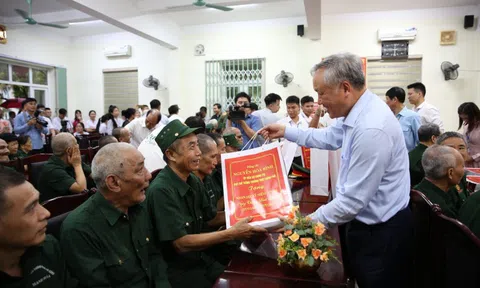 Đảng và Nhà nước luôn dành sự quan tâm đặc biệt trong chăm lo cho người có công, gia đình chính sách
