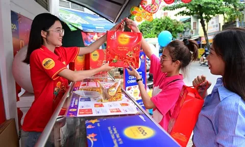 Thị trường bánh trung thu 2025: Bánh "nhà làm" thoái trào, thương hiệu lớn lên ngôi