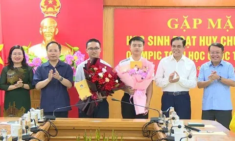 Hà Tĩnh vinh danh 2 học sinh đoạt Huy chương Vàng Olympic Toán học quốc tế