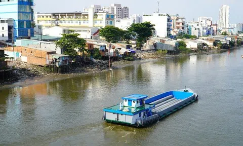 Di dời nhà ven kênh ở TP HCM: Đấu giá 4 khu đất