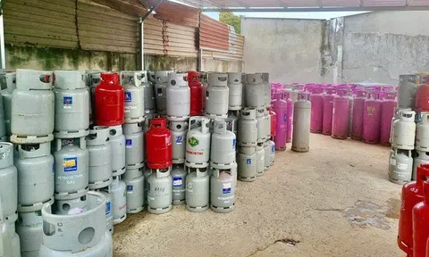 Công an Tp.HCM triệt phá đường dây sang chiết, làm giả 1.000 tấn gas