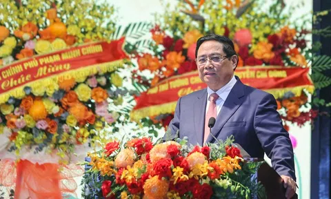 Thủ tướng: "Con đường tất yếu" để Việt Nam vươn lên, trở thành nước phát triển, giàu mạnh