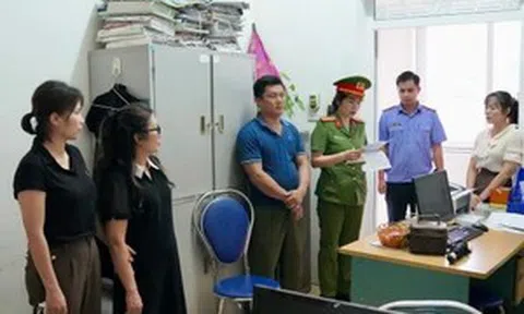 Nhóm cựu cán bộ Trung tâm giáo dục lĩnh án do rút khống tiền dạy nghề