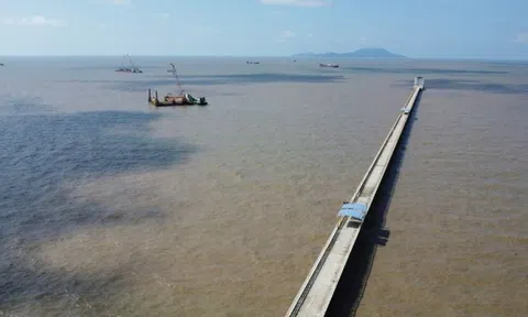 Cà Mau khởi công cầu vượt biển dài nhất Đông Nam Á và loạt dự án với tổng vốn đầu tư gần 100.000 tỷ