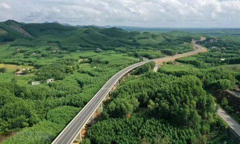 Họp bàn triển khai công tác giải phóng mặt bằng dự án đường giao thông liên vùng Khánh Hòa - Lâm Đồng