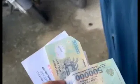 Xác minh thông tin phí giữ 2 xe máy vi phạm giao thông 9 ngày mất 900.000 đồng