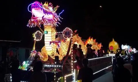 ‘Đêm hội Thành Tuyên’ sôi động, rực rỡ từ đầu tháng 7 âm lịch