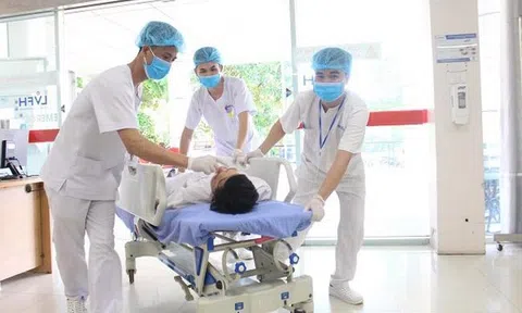 Mỗi bệnh viện chuẩn bị 2 đội cấp cứu lưu động, ứng phó kịp thời bão số 5