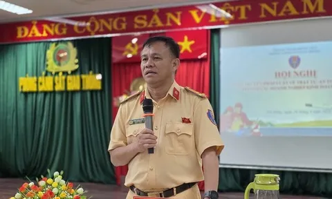 Đà Nẵng đối thoại, tăng cường kiểm tra xử lý xe chở khách vi phạm