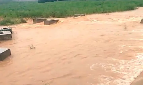 Ứng phó bão số 6 và mưa lũ: Quảng Trị rà soát, sơ tán người dân khỏi vùng nguy hiểm