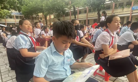 TP HCM hướng dẫn chi tiết các mức thu, khoản thu ở trường công lập để phụ huynh giám sát