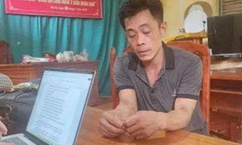 Bắt được nghi can chém người rồi cầm súng trốn lên rừng