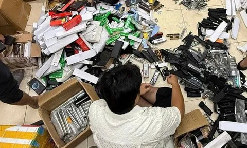 Triệt phá đường dây buôn bán vũ khí trên mạng
