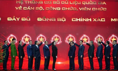 Cảnh báo tiến độ chậm, Bộ Nội vụ yêu cầu gấp rút đồng bộ dữ liệu cán bộ