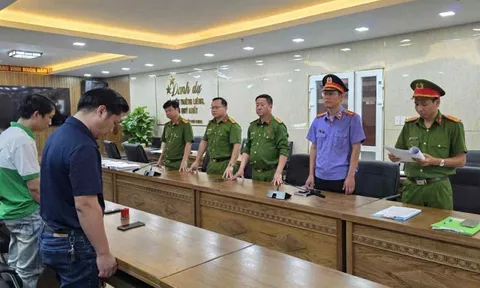 Bắt nhóm đối tượng sản xuất, tiêu thụ hàng chục nghìn hũ nước yến chưng giả trên cả nước