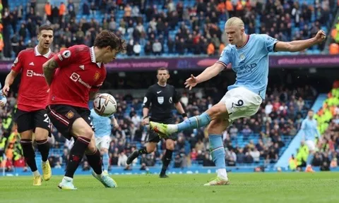 Soi tỉ số trận Man City - Man United: Lấy công bù thủ