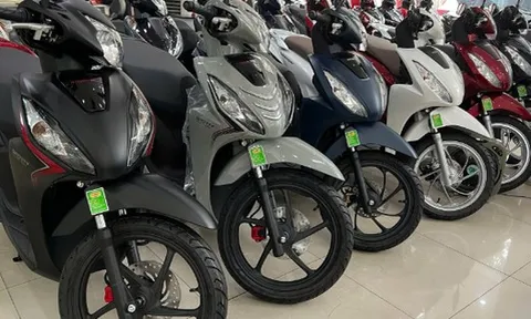 Honda Vision giảm giá tiền triệu, đại lý đua nhau tung ưu đãi