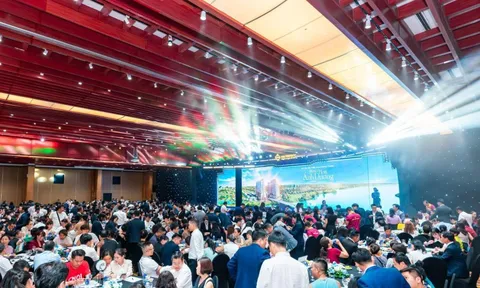 Quá tải khách đến dự sự kiện giới thiệu dự án Spana Tower Đà Nẵng