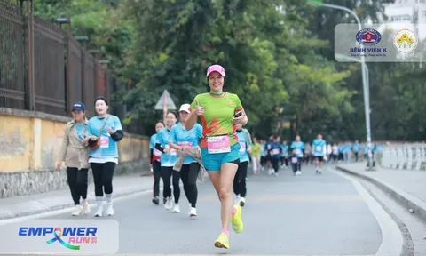 Câu chuyện truyền cảm hứng của chiến binh ung thư tại “Hành trình tiếp sức 2025”