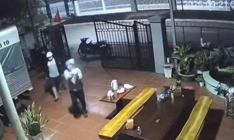 Đồng Nai: Kẻ gian phá khóa vào nhà dân, soi đèn vào camera rồi ung dung khép cổng rời đi