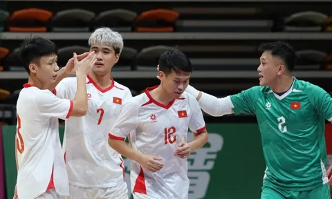 Tuyển futsal Việt Nam thắng cách biệt 5 bàn trước Trung Quốc