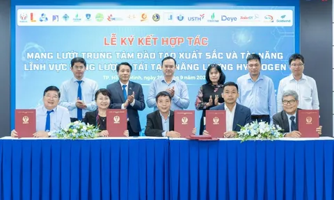 Trường ĐH Sư phạm Kỹ thuật TP HCM ra mắt mạng lưới đào tạo xuất sắc năng lượng xanh