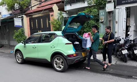 Ứng dụng gọi xe tăng tốc "điện hóa"