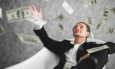 0,006% người giàu nhất thế giới chi 300 tỷ USD/năm cho việc gì?