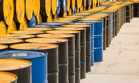 Không phải Nga hay Mỹ, đây mới là nhà cung cấp dầu thô lớn nhất của Việt Nam: Nhập khẩu hơn 7 triệu tấn kể từ đầu năm, giá rẻ hấp dẫn