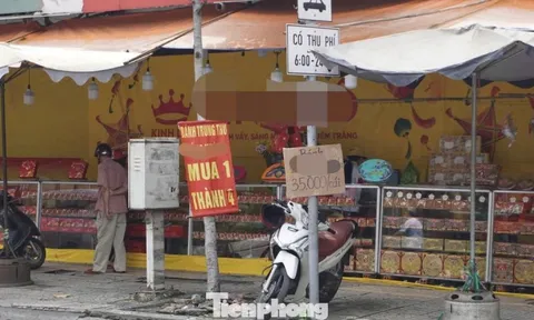 Bánh trung thu 30.000 đồng không ai ngó, bánh 800.000 đồng tấp nập người mua