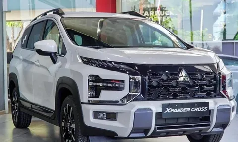 Cuộc đua giảm giá ô tô tiếp tục nóng sau tháng Ngâu