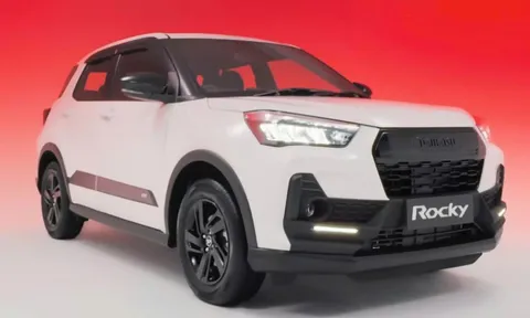 'Người anh em' của Toyota Raize có bản độ cực chất: Đầu xe hầm hố, cản trước mới, mâm sơn đen, động cơ không đổi