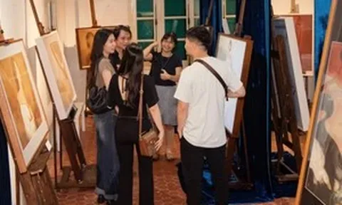 Dòng chảy sáng tạo của tranh lụa Việt