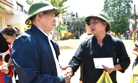 Phó Thủ tướng Hồ Đức Phớc kiểm tra công tác ứng phó, khắc phục hậu quả mưa lũ tại Lạng Sơn