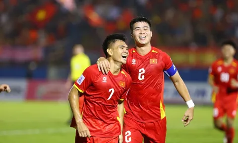 Kết thúc trận đấu tuyển Việt Nam thắng Nepal 3-1