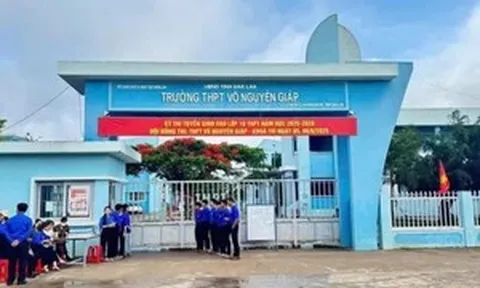 Tạm đình chỉ công tác thầy giáo đánh Bí thư Đoàn trường ở Đắk Lắk