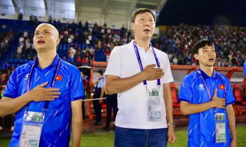 HLV Kim Sang-sik hài lòng với trận thắng của tuyển Việt Nam