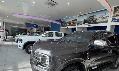 Tin tức giá xe ngày 13-10: Ô tô tồn kho cả trăm ngàn chiếc, có mẫu giảm giá tới 700 triệu đồng