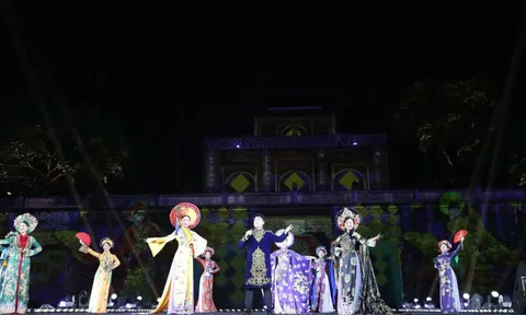 ‘Bước chân di sản’ - Tôn vinh vẻ đẹp trang phục văn hóa Việt Nam và thế giới