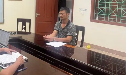 Khởi tố đối tượng đánh nhân viên xe bus, bắt quỳ gối giữa đường do mâu thuẫn vận chuyển hàng hóa