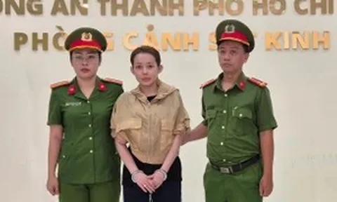 'Ngân 98' bị bắt vì buôn bán hàng giả
