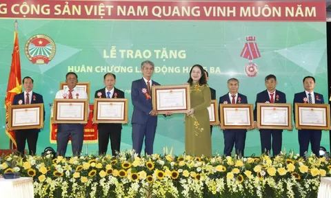 Thi đua xây dựng Hội Nông dân Việt Nam vững mạnh, tự tin cùng dân tộc bước vào kỷ nguyên mới