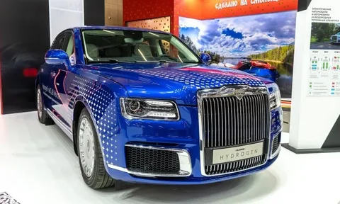 Hãng làm limousine cho ông Putin ra mắt xe đi 900km không cần xăng, thải ra nước: Thế giới chưa từng có
