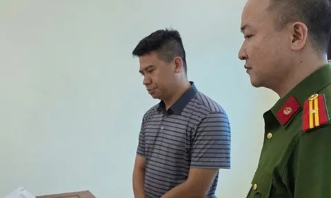 Bắt cựu cán bộ xã lập khống hợp đồng đất đai rồi đem bán