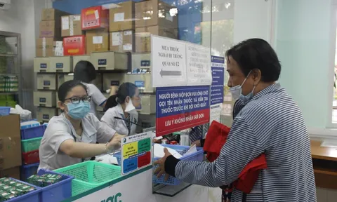 TP.HCM: Đề xuất hỗ trợ 100% BHYT cho học sinh, sinh viên, người cao tuổi