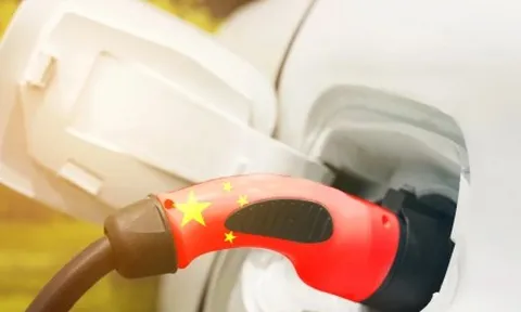 Trung Quốc tăng gấp đôi công suất sạc xe điện vào năm 2027