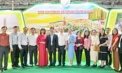 Rộn ràng khai mạc Ngày hội Bánh dân gian Nam Bộ - An Giang