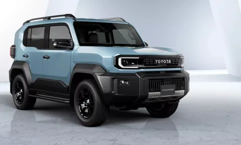 Đừng nhầm với xe Trung Quốc – đây là chiếc Land Cruiser Prado phiên bản ‘mini’ do chính Toyota ra mắt