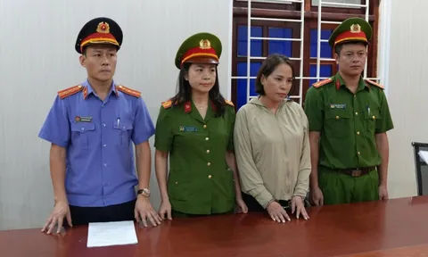 Bắt tạm giam giám đốc công ty sản xuất, buôn bán dầu ăn giả