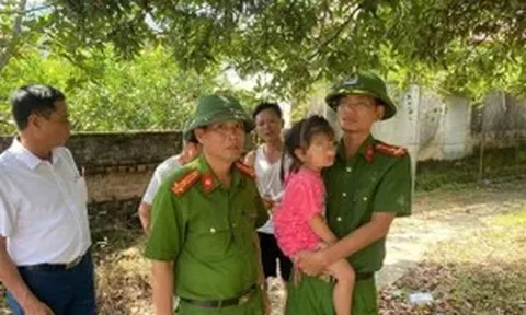 Công an Bắc Ninh giải cứu bé gái 4 tuổi bị cha ruột dọa treo cổ